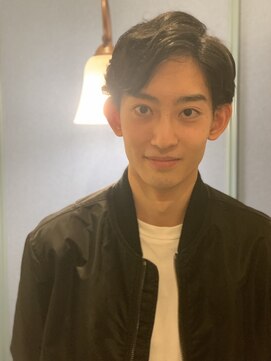 グレイスフルバーバー 赤坂見附店 ツーブロック×ナチュラルカールパーマ