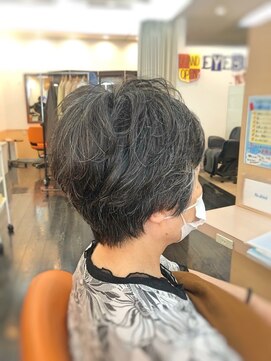 コモド(Comodo) ボリュームアップパーマstyle