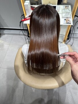 ロンドメリア 天神大名店(Lond Melia) ★前髪カタロググレーベージュレイヤーロングアッシュブラック★