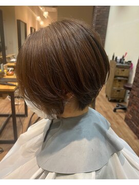 ワン(One...) ショートボブ