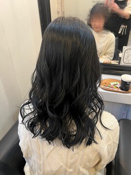 フィアート ヘアドレッシング サロン(Fiato Hairdressing Salon) ブルーブラック