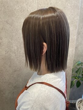 ガーデンエス 府中店(GARDENes) 【オリーブベージュ】【切りっぱなしボブ】