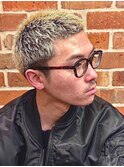 金髪ショート