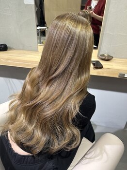 アッシェオレン(Ashe oleng)の写真/丁寧なカウンセリングで髪質を見極め、あなたに似合う理想のスタイルをご提案♪初めてでも安心◎