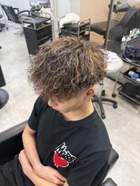 イーラ アメ村店(era) メンズパーマ金メッシュバロックパーマツイスパ
