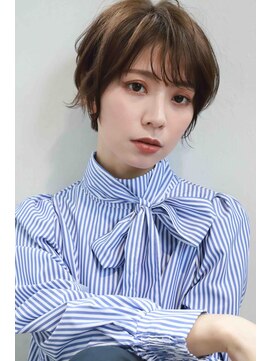 ムウ 難波(MOU) クールショートボブ前髪イメチェンピンクベージュ20代30代40代