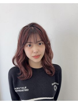 サザ 坐 ヘアークラブ レイヤーカット×ハイライトカラー