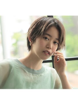 ロンド(RONND) やわらかベージュのショートスタイル