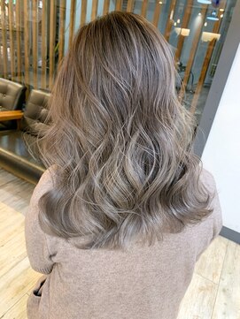 キャメル(Camel) バレイヤージュカラー