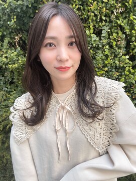 ソワリー 栄(THOiRY) THOiRY【女性らしい柔らかヘア】似合わせ小顔艶髪ゆる巻きロング