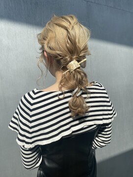 ヒースプール(Heathpool) ローポニーあみおろしスタイル