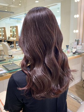 ネオリーブ チロル 横浜西口店(Neolive CiroL.) ピンクベージュ ピンクラベージュ 美髪