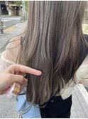 アッシュベージュ