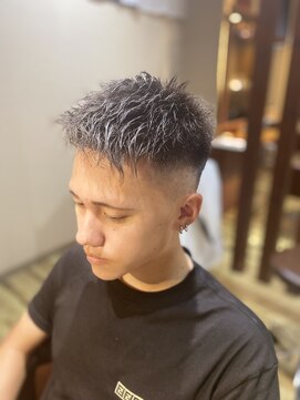 ヘアー キューブ フィール 都町店(hair cube feel) ツイストパーマandフェードスタイル