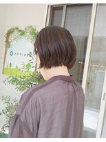 みどりの美容室&nbsp;丸みボブ×デザインカラー