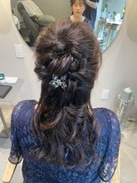 ギュルン(gronn)&nbsp;gronn 大人ハーフアップ