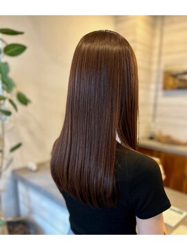 リーシュ(LEASH) うる艶ストレート