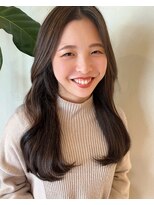 リベラル(liberal)&nbsp;くすみベージュ 韓国風巻き センターパート　【20代/30代/40代】