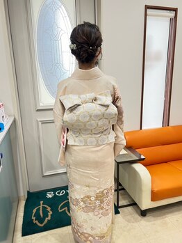 もみのき美容室の写真/【成人式/卒業式/七五三】トレンドやシーンに合わせて一緒にステキな一日を作りあげます。早朝ご予約OK◎