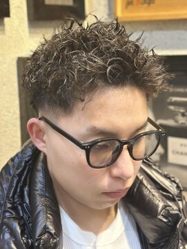 ヒロギンザ 大阪本店(HIRO GINZA) ツイストパーマ×スキンフェード