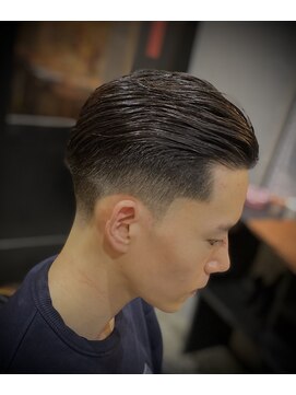 エーピーティートアウエスト(APT. TOR WEST) slick back