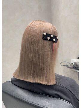 ソヨン 豊田市駅店(SOYON) ホワイトベージュ