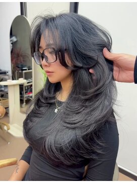 ヌエン 渋谷(NU/EN) バタフライカット/ハッシュカット/ハイライト/バレイヤージュ