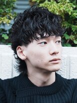 テン 心斎橋(tenn.)&nbsp;心斎橋シャドウパーマメンズマッシュウルフカット波巻きパーマ