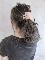 ムウ 難波(MOU)&nbsp;ハッシュカットフルバング似合わせカットレッドブラウン20代30代