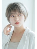 暗髪×束感ショート×シースルーバング×フレンチガーリー