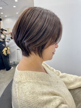 リノアバイフェリア(LINO’A by felia) 30代40代50代60代◎ハイライトで白髪ぼかし◎大人くびれショート