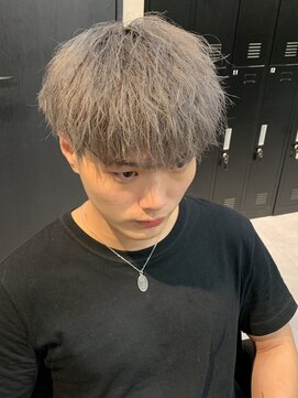 アッドバイケーツー 心斎橋(add by k-two Men's) ソフトツイストパーマ/メンズパーマ/メンズカット/ハイトーン