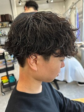 フゥ 宇都宮(FeU) 栃木メンズパーマメンズカットセンターパートメンズマッシュ緩め