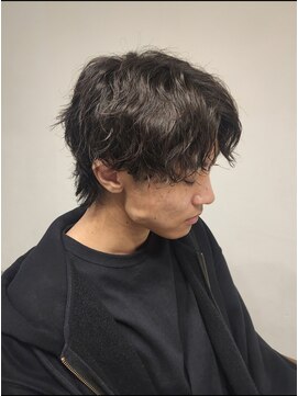 ニアウ 伊勢崎連取店(Niau) センターパートウルフ波巻きスパイラルパーマ