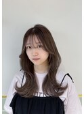 透け感ブラウン×くびれヘア