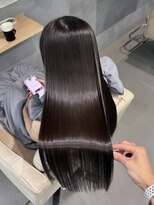 シンカ(shinka)&nbsp;20代　髪質改善ストレート＋ケアカラー