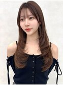 顔まわりレイヤーカットバタフライカットココアブラウン