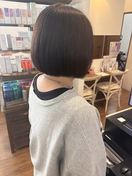 ビーバイシージャストビューティー(B by C just beauty) 白髪ぼかしカラー 丸みボブ