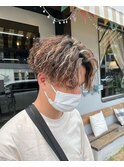 ツイストスパイラルパーマツイスパマッシュケアブリーチ眉カット
