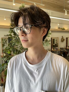 Men’s CANOE 山口小郡店 メンズカット/メンズパーマ/メンズ眉毛【メンズカノエ】 毛流れセンターパート