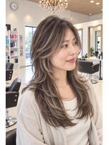 ネイヴスヘアー 香椎照葉店(Neivs Hair)&nbsp;バタフライレイヤーロングとハイライトカラー