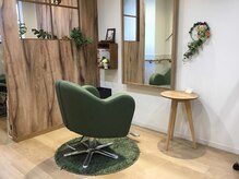 ウォームス(warmth)の雰囲気（落ち着いた店内）