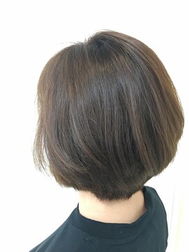 ココ カミーノ(COCO camino) 大人キレイなボブスタイル