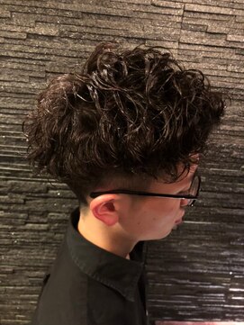 ヒロギンザ 浜松町店(HIRO GINZA) ツーブロックツイストスパイラルパーマ<メンズ/ヒロ銀座/浜松町>