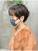 マッシュショート、オリーブベージュ、ベリーショート