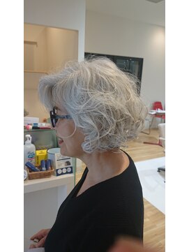 ヘアーアンドネイル キ アンティ(Hair&Nail Ki anty) マダムカール
