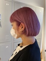 マシェリ(ma cherie)&nbsp;明るいピンクをベーシックな内巻きボブで