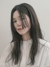 ファム(femme) パーマナチュラルウェーブグレーカラー
