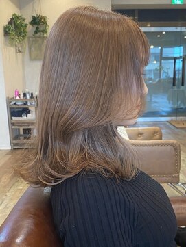 ミルティ(Myrtille) Myrtille☆ミルキーアッシュ×レイヤー切りっぱなしボブ