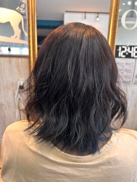 レーベ(Lowe) クールブルー